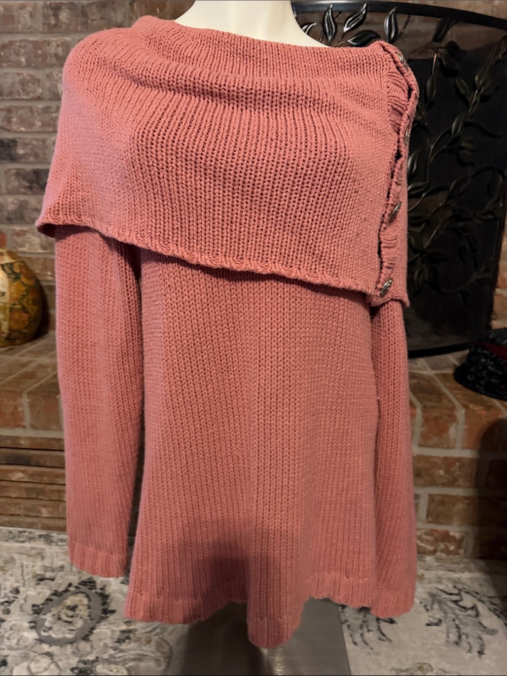 Cami Size L Dusty Rose Chunky Knit Cowl Neck Sweater Decorative Buttons